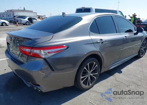 2019 Toyota Camry Se z USA, uszkodzony, nr VIN 4T1B11HK5KU827193